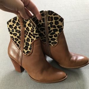 Jack Rogers Calf Hair Cheetah Print Booties 9.5